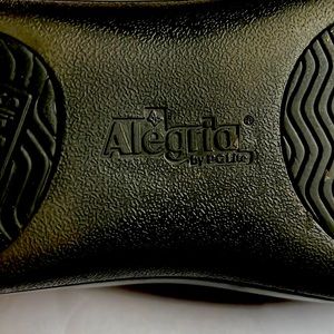 Algeria shoes